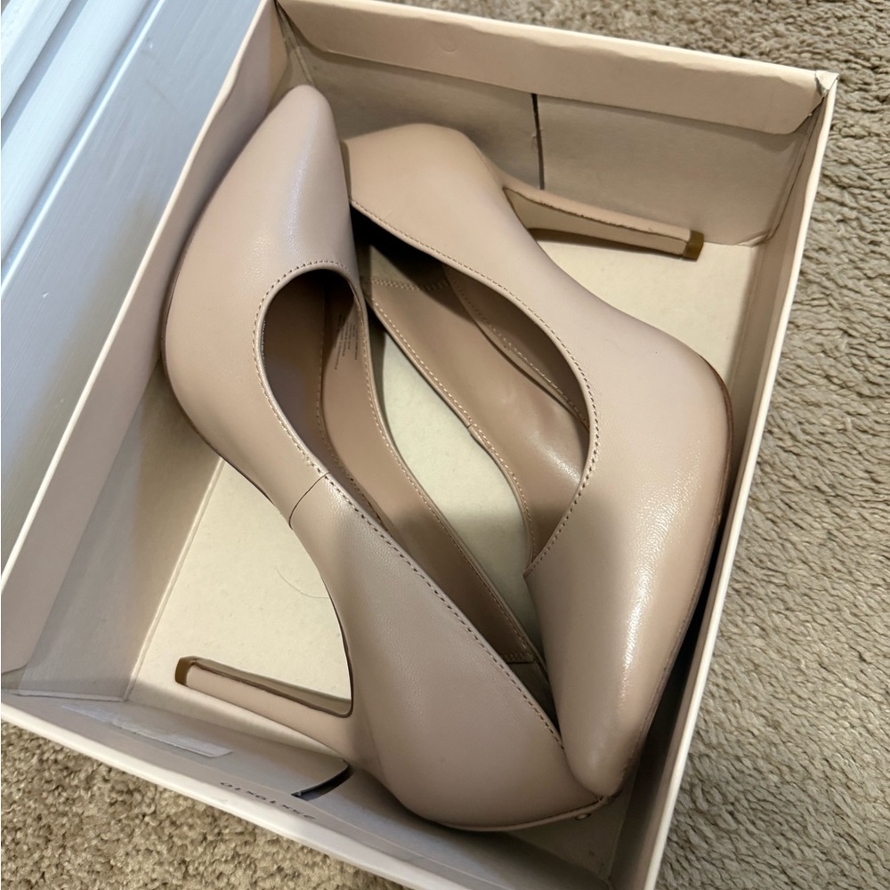 Tan leather Stiletto Heel pumps